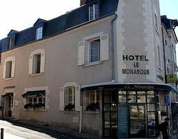 Hôtel-Restaurant Le Monarque Dış Mekan