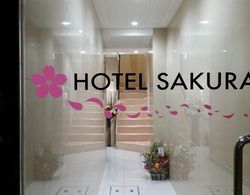 HOTEL SAKURA - Hostel Dış Mekan