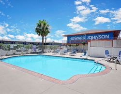 Howard Johnson by Wyndham Las Vegas near the Strip Havuz