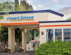 Howard Johnson Hotel & Suites by Wyndham Orange Genel