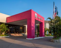 HS HOTSSON Hotel Tampico Genel