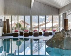 HUUS Hotel Gstaad-Saanen Havuz