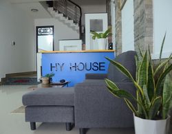 Hy House - Hostel Lobi