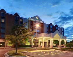 Hyatt Place Mystic Genel