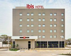 Ibis Guaratinguetá Aparecida Dış Mekan