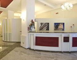 iH Hotels Bari Oriente Lobi