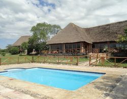 Ihamba Lakeside Safari Lodge Öne Çıkan Resim