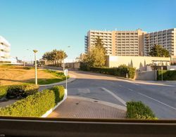 Immaculate 1-bed Apartment in Albufeira Dış Mekan