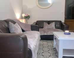 Immaculate 1-bed Apartment in Cavan Oda Düzeni