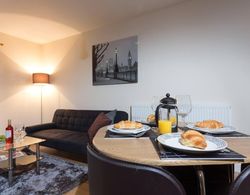 Impeccable 2-bed Apartment in Derby, England Yerinde Yemek