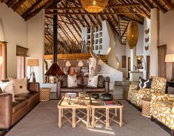 Impodimo Game Lodge Genel