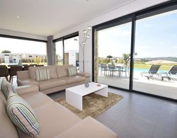 Villa in Alcobaca With Private Pool Oda Düzeni