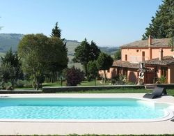 Apartment in San Casciano dei Bagni With Pool, Parking & Garden Öne Çıkan Resim