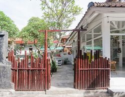 Indopurejoy House - Komala Indah Cottages Dış Mekan
