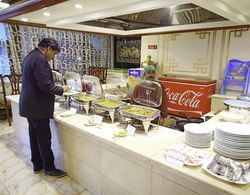 Hotel Indus Yerinde Yemek