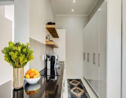 Instow Cottage in Cape Town Oda