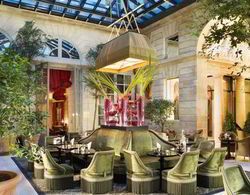 Intercontinental Bordeaux - Le Grand Hotel Yeme / İçme