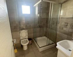 Inviting 2-bed Apartment in Famagusta, Cyprus Banyo Tipleri