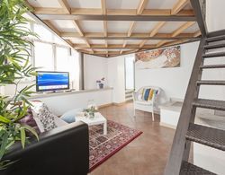 Inviting 3-bed Apartment in Roma Oda Düzeni