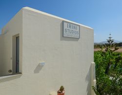 Irini Studios Dış Mekan