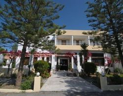 Iris Hotel Dış Mekan