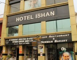 Hotel Ishan A Riverside Retreat Dış Mekan