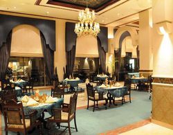 Islamabad Serena Hotel Yeme / İçme