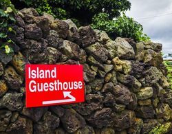 Island Guesthouse Dış Mekan