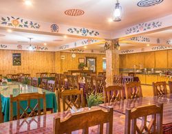 Jain Group Hotel Sonamchen Yerinde Yemek