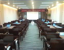 Jinjiang Inn Daqing Xincun Development Zone İş / Konferans