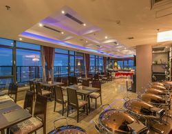 Jinjiang Peninsula Seasons Hotel Yerinde Yemek
