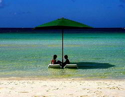 Jonys Beach Resort Plaj
