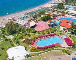 Justiniano Deluxe Resort Havuz