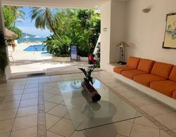 JUUB Acapulco, Exclusive Beachfront Apartment Dış Mekan