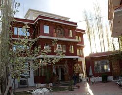 Hotel K2 Continental Dış Mekan