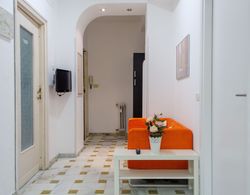 Kamchu Apartments Room With Private Bathroom Piazza Bologna İç Mekan