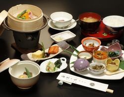 Kamiyashiki Tairanotakahusa Kahvaltı
