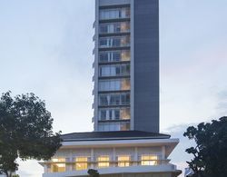 Kampi Hotel Tunjungan – Surabaya - CHSE Certified Dış Mekan