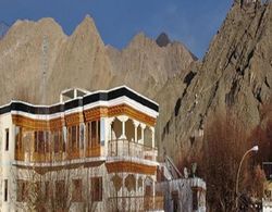 Karakoram Hotel Dış Mekan