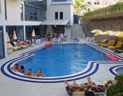 Karat Hotel Havuz
