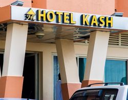 Hotel Kash Masaka Road Dış Mekan