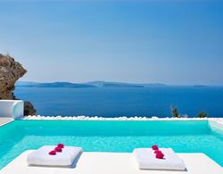 Katikies Villa Santorini - The Leading Hotels Havuz