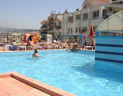 Kayhanbey Hotel Kuşadası Havuz
