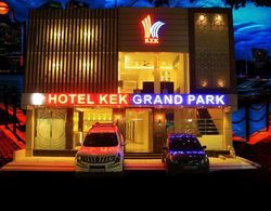 Hotel Kek Grand Park Dış Mekan