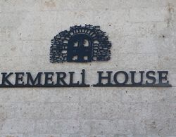 Kemerli House Genel