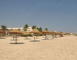 Khayam Garden Beach Resort & Spa Plaj