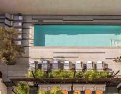 Kimpton La Peer Hotel Havuz