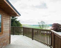 Kingfisher Lodge With Hot Tub Near Cupar, Fife Oda Düzeni