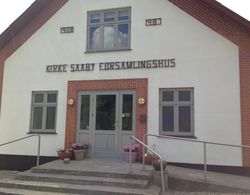 Kirke Saaby Forsamlingshus Dış Mekan