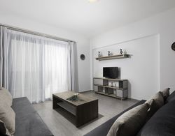 Kolymbia Dreams Luxury Apartment 101 With Terrace Private Pool Oda Düzeni